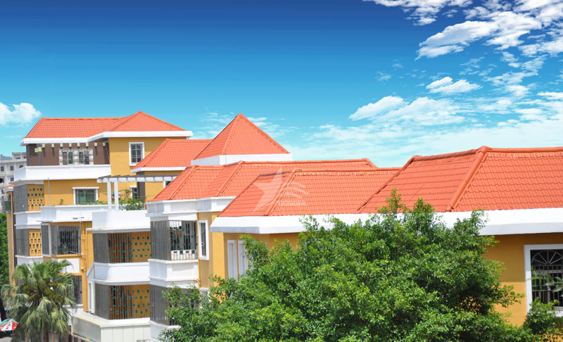 平改坡樹脂瓦工程，合成樹脂瓦輕質(zhì)高強，穩(wěn)固無憂提升城市整體面貌