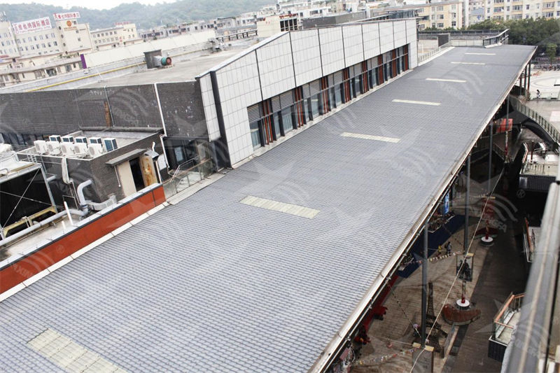 蓋工業(yè)廠房必看！彩鋼瓦vs.樹脂瓦，哪個更耐用？